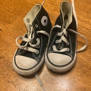 Converse shoes toddlers boys size 7